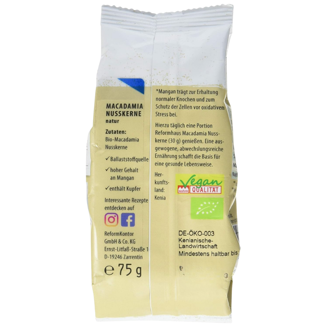 Rückseite der Reformhaus Bio Macadamia Nusskerne 75 g – Zutaten, Herkunft Kenia, hoher Gehalt an Mangan und Kupfer, ballaststoffreich und vegan zertifiziert.