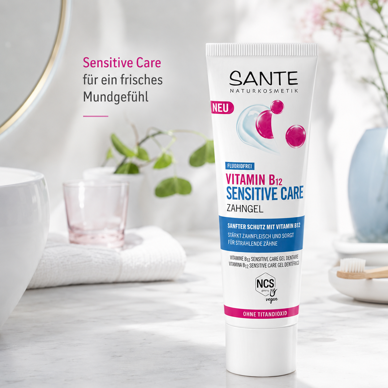 SANTE Vitamin B12 Sensitive Care Zahngel im Badezimmer für ein frisches Mundgefühl