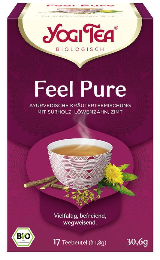 Eine Packung des 'Feel Pure' Tees von Yogi Tea. Die Verpackung ist violett und zeigt eine Illustration einer Tasse Tee mit einem geometrischen Muster, umgeben von Süßholzwurzel, Löwenzahn und Zimt. Oben steht in roter Schrift 'Yogi Tea' und darunter 'Biologisch'. Die Teesorte ist als 'Ayurvedische Kräuterteemischung mit Süßholz, Löwenzahn, Zimt' beschrieben. Unten steht 'Vielfältig, befreiend, wegweisend'. Es sind 17 Teebeutel à 1,8 g enthalten, insgesamt 30,6 g. Unten links ist das Bio-Siegel abgebildet.