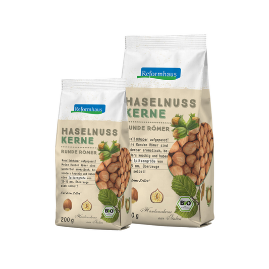 Reformhaus Haselnusskerne Runde Römer – Bio-Haselnüsse im Doppelpack: 200 g und 400 g nebeneinander präsentiert