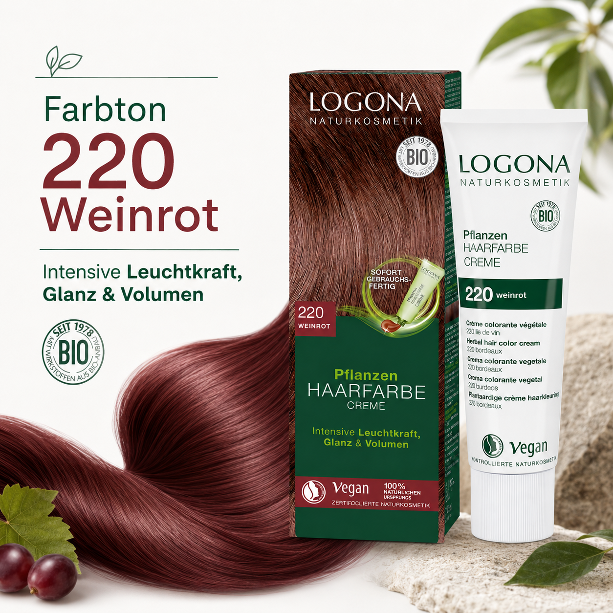 LOGONA Pflanzen Haarfarbe Creme 220 Weinrot neben einer glänzenden weinroten Haarsträhne als Farbtondarstellung