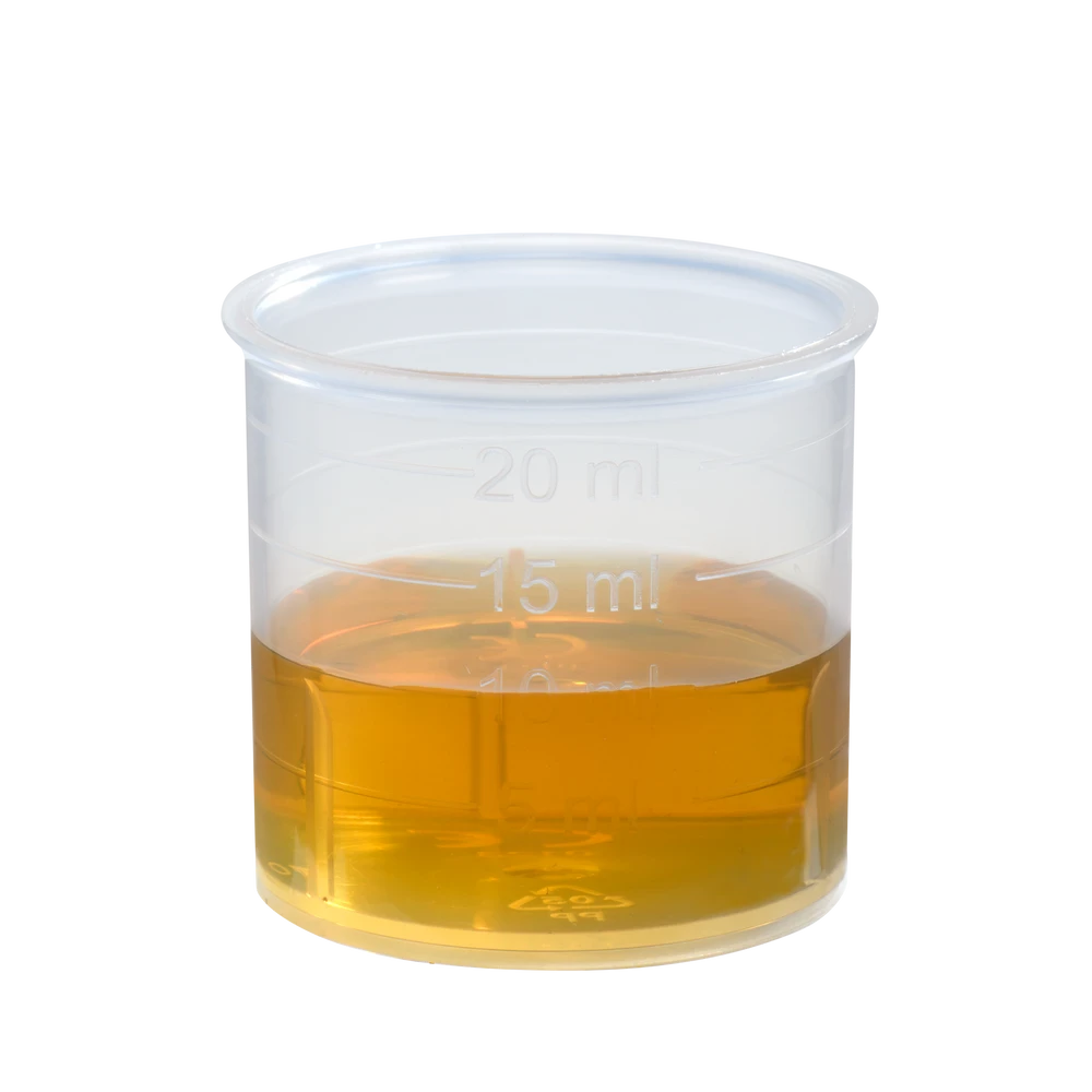 Dosierbecher mit Schoenenberger Sellerie Saft naturrein 200ml