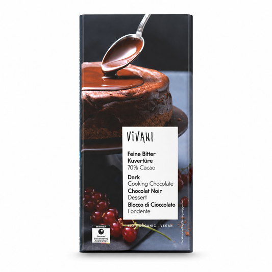VIVANI Feine Bitter Kuvertüre mit 70 % Cacao, 150-g-Tafel, frontal auf weißem Hintergrund